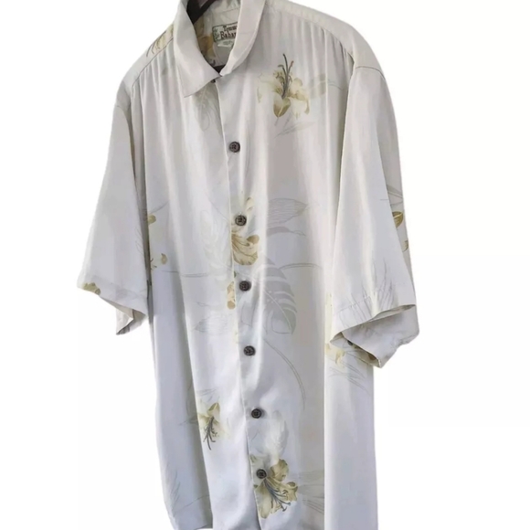 Tommy Bahama Button Silk Shirt Top Cream Tan Palms Flowers Hawaiian Camp - Picture 4 of 7